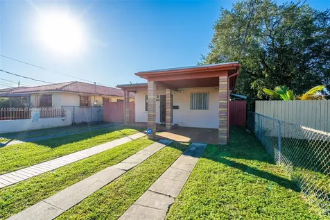 5834 SW 4th Street Miami FL 33144