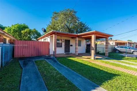5834 SW 4th Street Miami FL 33144