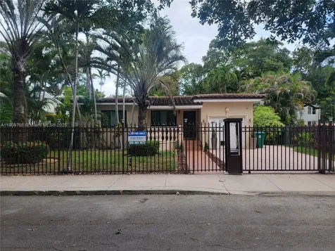677 NE 60th Street Miami FL 33137