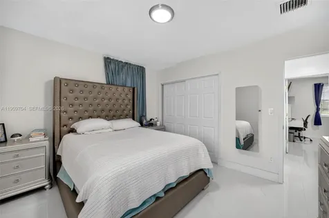 11930 SW 199th Street Miami FL 33177