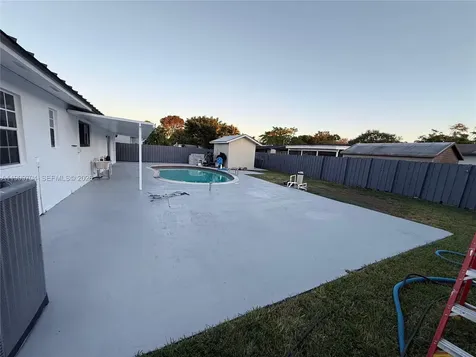 11930 SW 199th Street Miami FL 33177