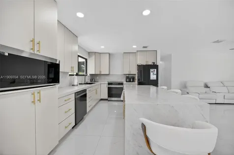 11930 SW 199th Street Miami FL 33177