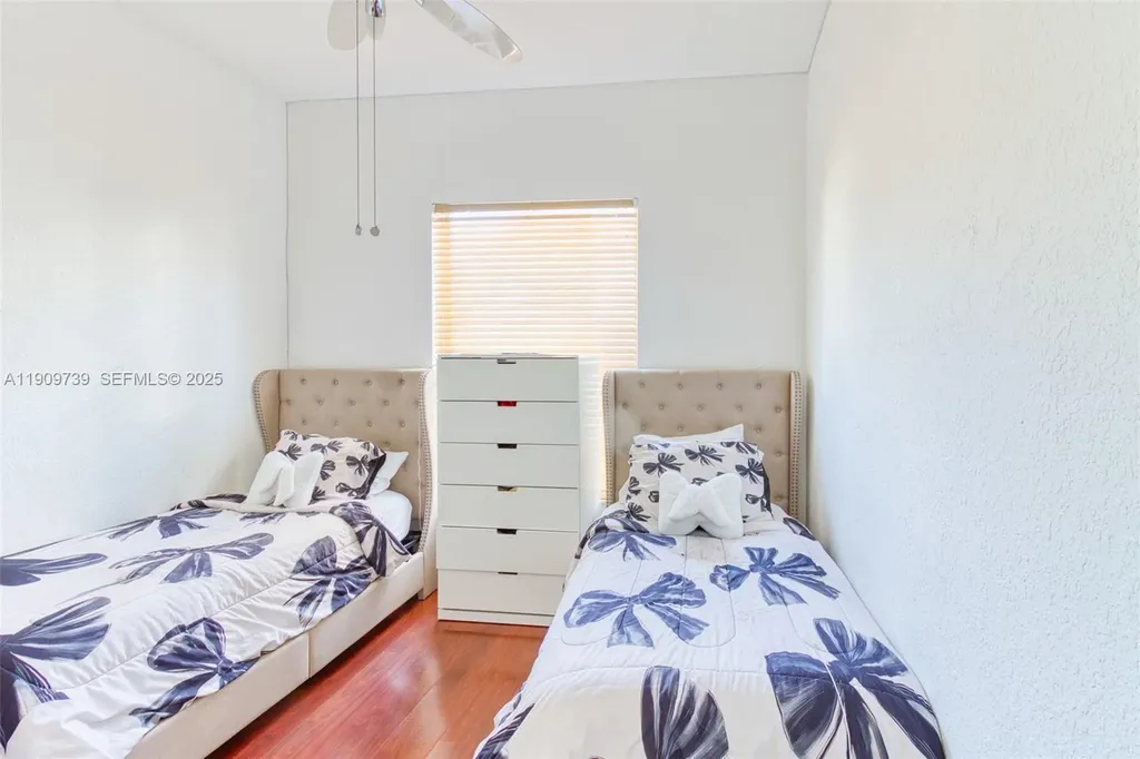 3839 SW 51st Street Hollywood FL 33312
