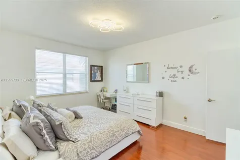 3839 SW 51st Street Hollywood FL 33312