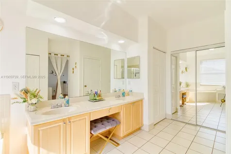 3839 SW 51st Street Hollywood FL 33312