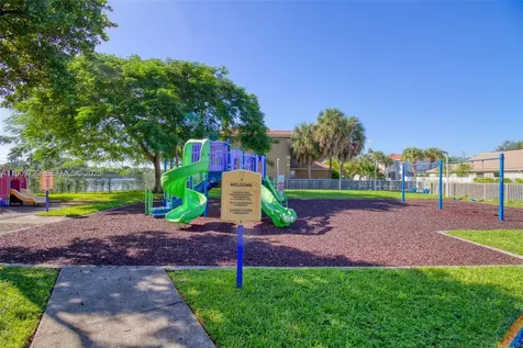 3839 SW 51st Street Hollywood FL 33312
