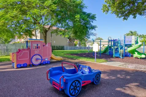 3839 SW 51st Street Hollywood FL 33312
