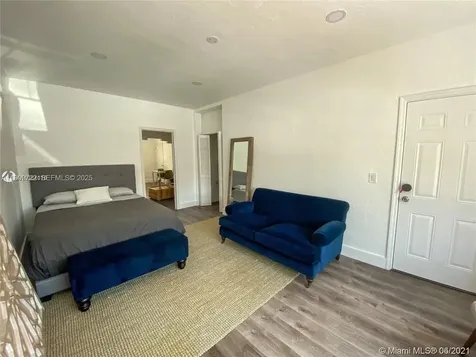 8415 Harding Avenue Miami Beach FL 33141