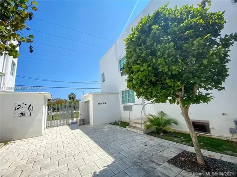 8415 Harding Avenue Miami Beach FL 33141