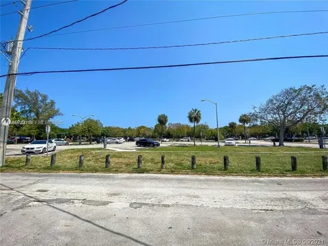 8415 Harding Avenue Miami Beach FL 33141