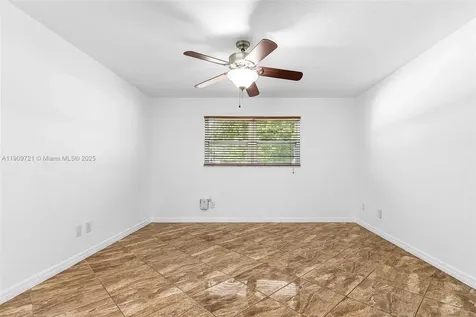 4404 SW 7th Avenue Cape Coral FL 33914