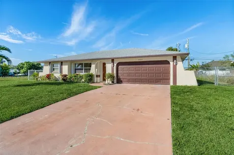 4404 SW 7th Avenue Cape Coral FL 33914