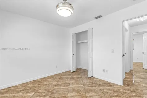 4404 SW 7th Avenue Cape Coral FL 33914