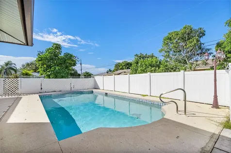 4404 SW 7th Avenue Cape Coral FL 33914