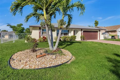 4404 SW 7th Avenue Cape Coral FL 33914