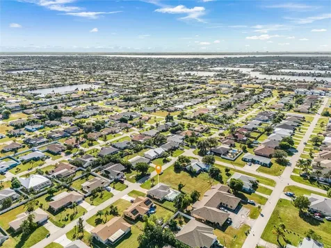 4404 SW 7th Avenue Cape Coral FL 33914