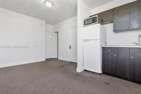 420 78th Street Miami Beach FL 33141