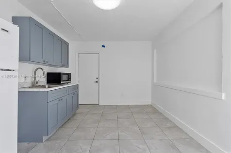 420 78th Street Miami Beach FL 33141