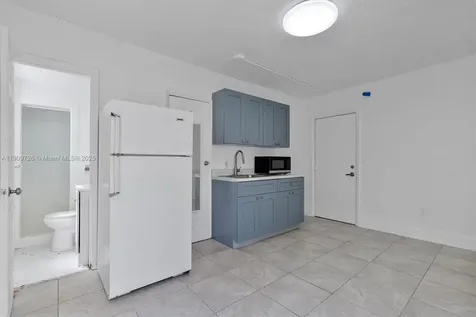 420 78th Street Miami Beach FL 33141
