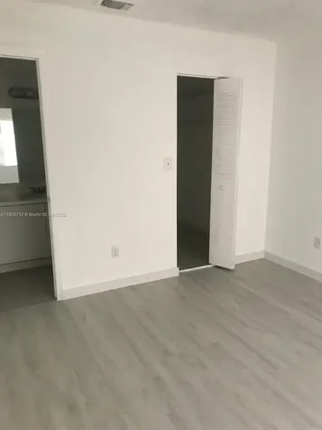 438 NE 210th Circle Terrace Miami FL 33179