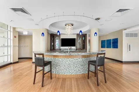 253 NE 2nd Street Miami FL 33132