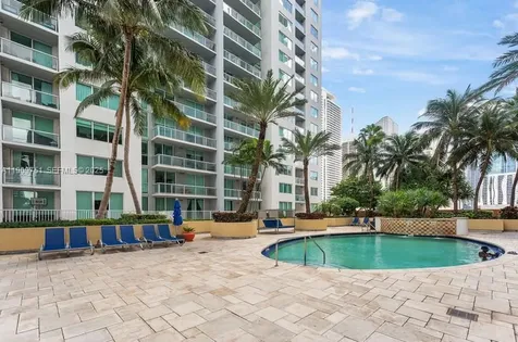 253 NE 2nd Street Miami FL 33132