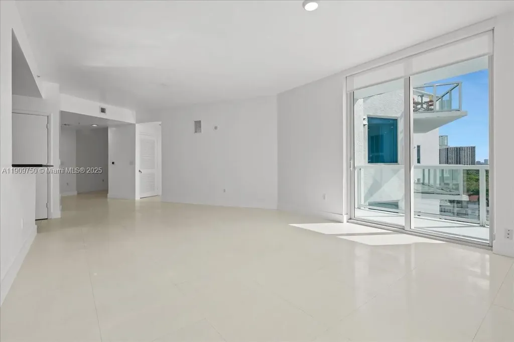 3030 NE 188 Street Aventura FL 33180