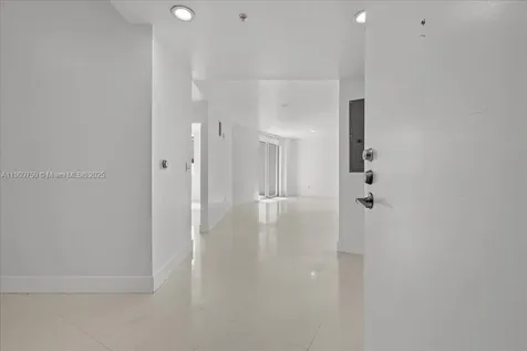3030 NE 188 Street Aventura FL 33180