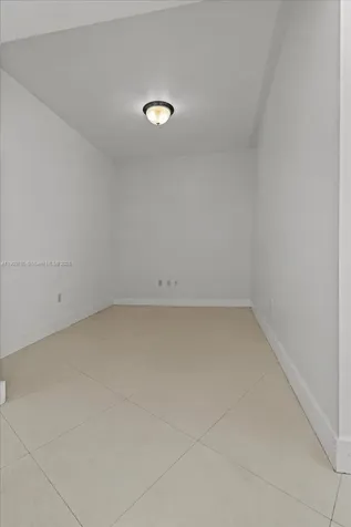 3030 NE 188 Street Aventura FL 33180