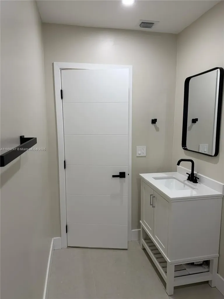 1621 SW 11th Court Fort Lauderdale FL 33312