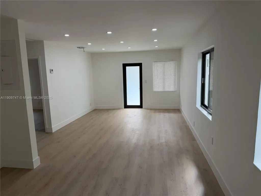 1621 SW 11th Court Fort Lauderdale FL 33312