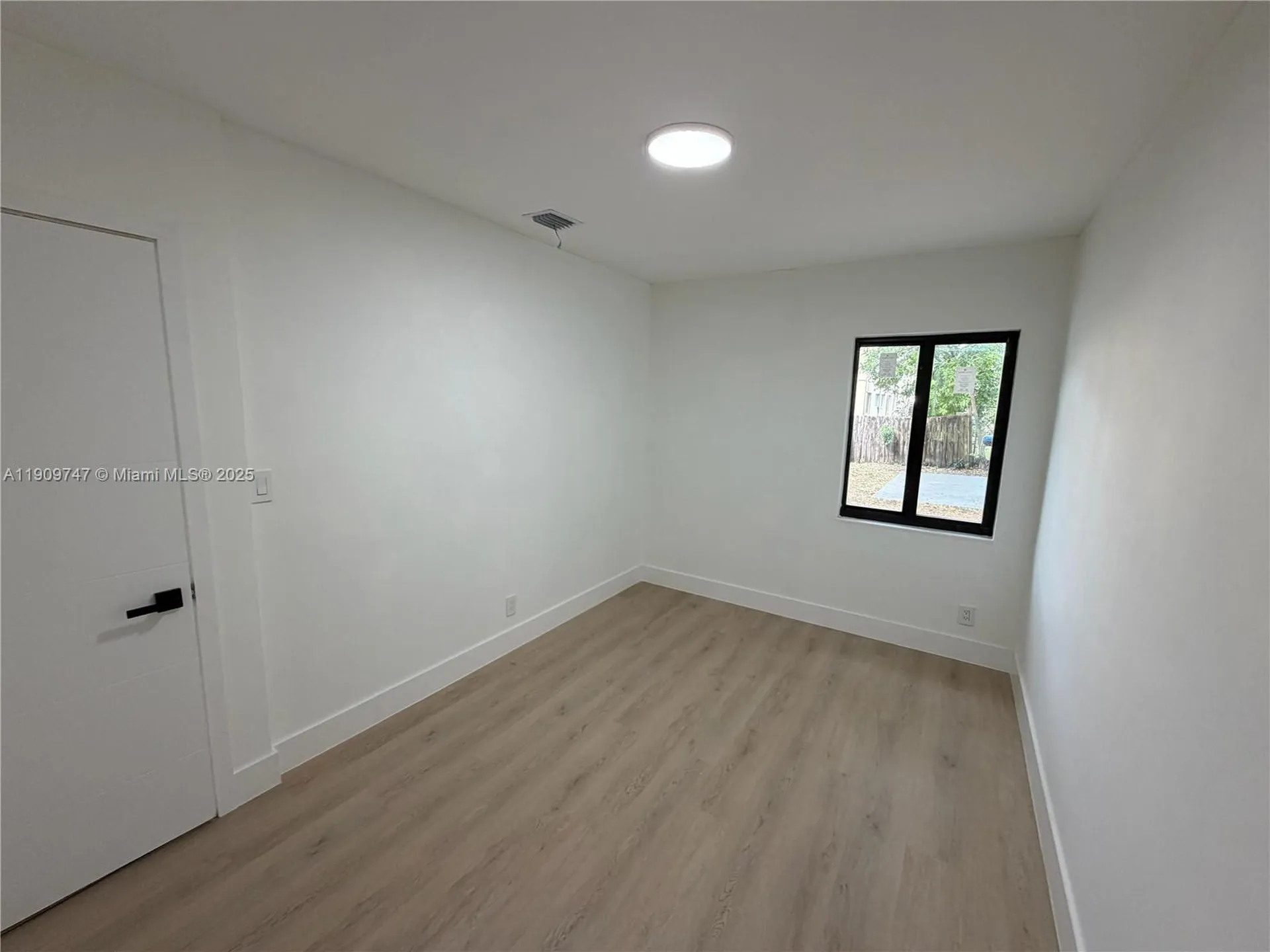 1621 SW 11th Court Fort Lauderdale FL 33312