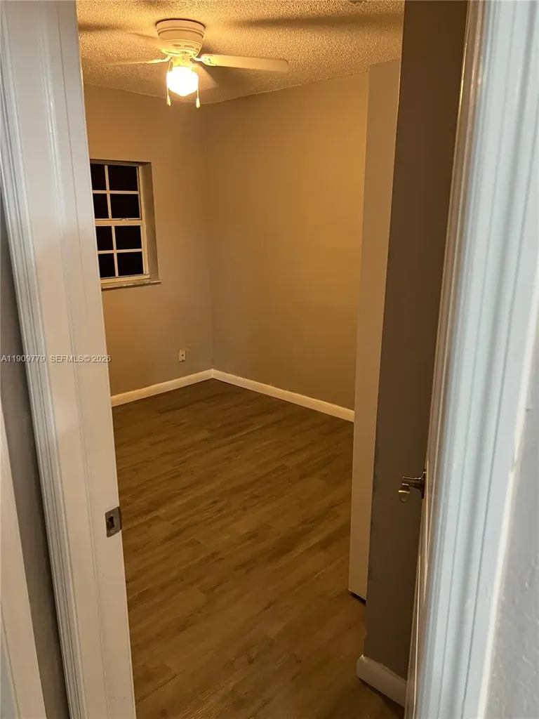 417 SW 8th Avenue Delray Beach FL 33444