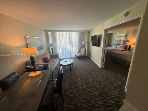 2670 E Sunrise Boulevard Fort Lauderdale FL 33304