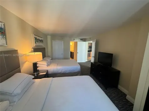 2670 E Sunrise Boulevard Fort Lauderdale FL 33304