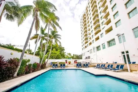 2670 E Sunrise Boulevard Fort Lauderdale FL 33304