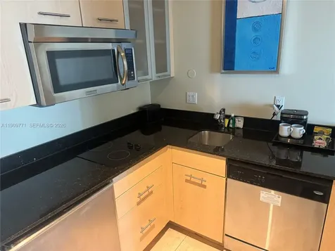 2670 E Sunrise Boulevard Fort Lauderdale FL 33304