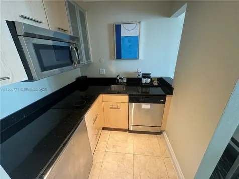 2670 E Sunrise Boulevard Fort Lauderdale FL 33304