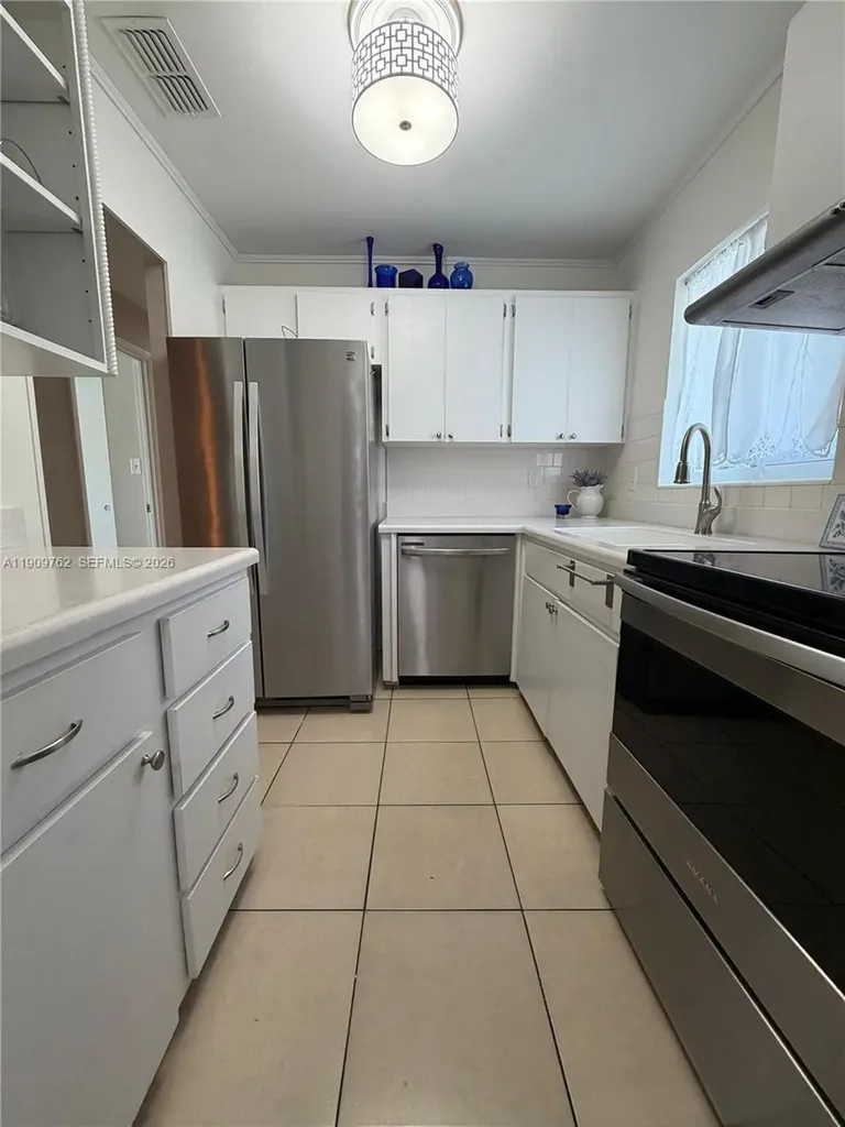 1832 Sunny Drive Bradenton FL 34207