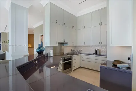 4401 Collins Avenue Miami Beach FL 33140
