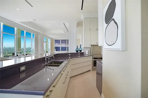 4401 Collins Avenue Miami Beach FL 33140