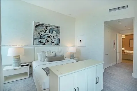 4401 Collins Avenue Miami Beach FL 33140