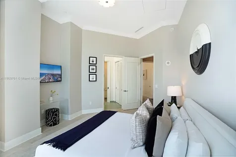 4401 Collins Avenue Miami Beach FL 33140