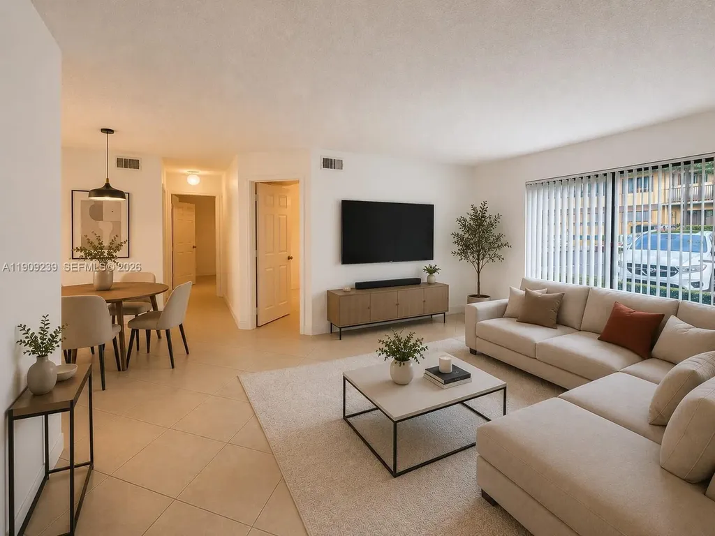 523 Trace Circle Deerfield Beach FL 33441