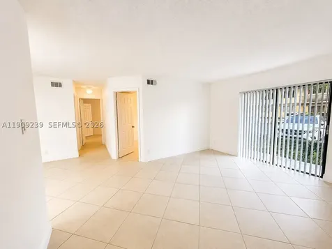 523 Trace Circle Deerfield Beach FL 33441