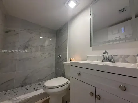 523 Trace Circle Deerfield Beach FL 33441