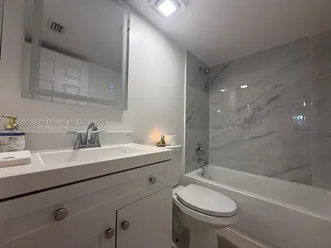 523 Trace Circle Deerfield Beach FL 33441