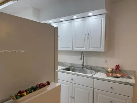 523 Trace Circle Deerfield Beach FL 33441