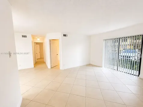 523 Trace Circle Deerfield Beach FL 33441