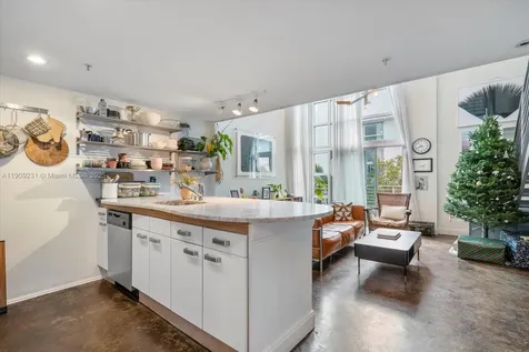 7744 Collins Avenue Miami Beach FL 33141